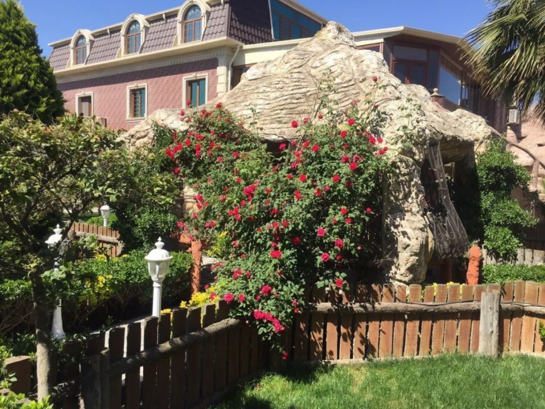 Kirayə verilir 5 otaqlı həyət evi 500 m²