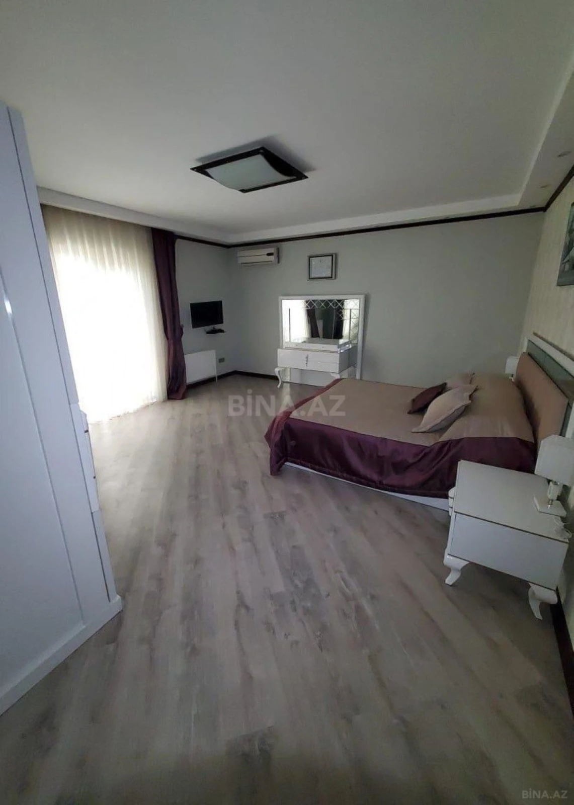 Kirayə verilir 5 otaqlı həyət evi 500 m²