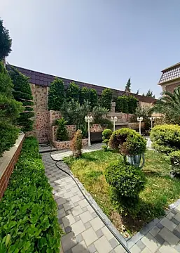 Kirayə verilir 5 otaqlı həyət evi 500 m²
