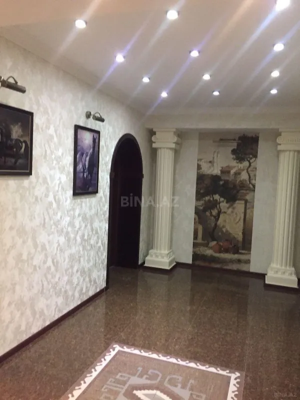 Kirayə verilir 5 otaqlı həyət evi 500 m²