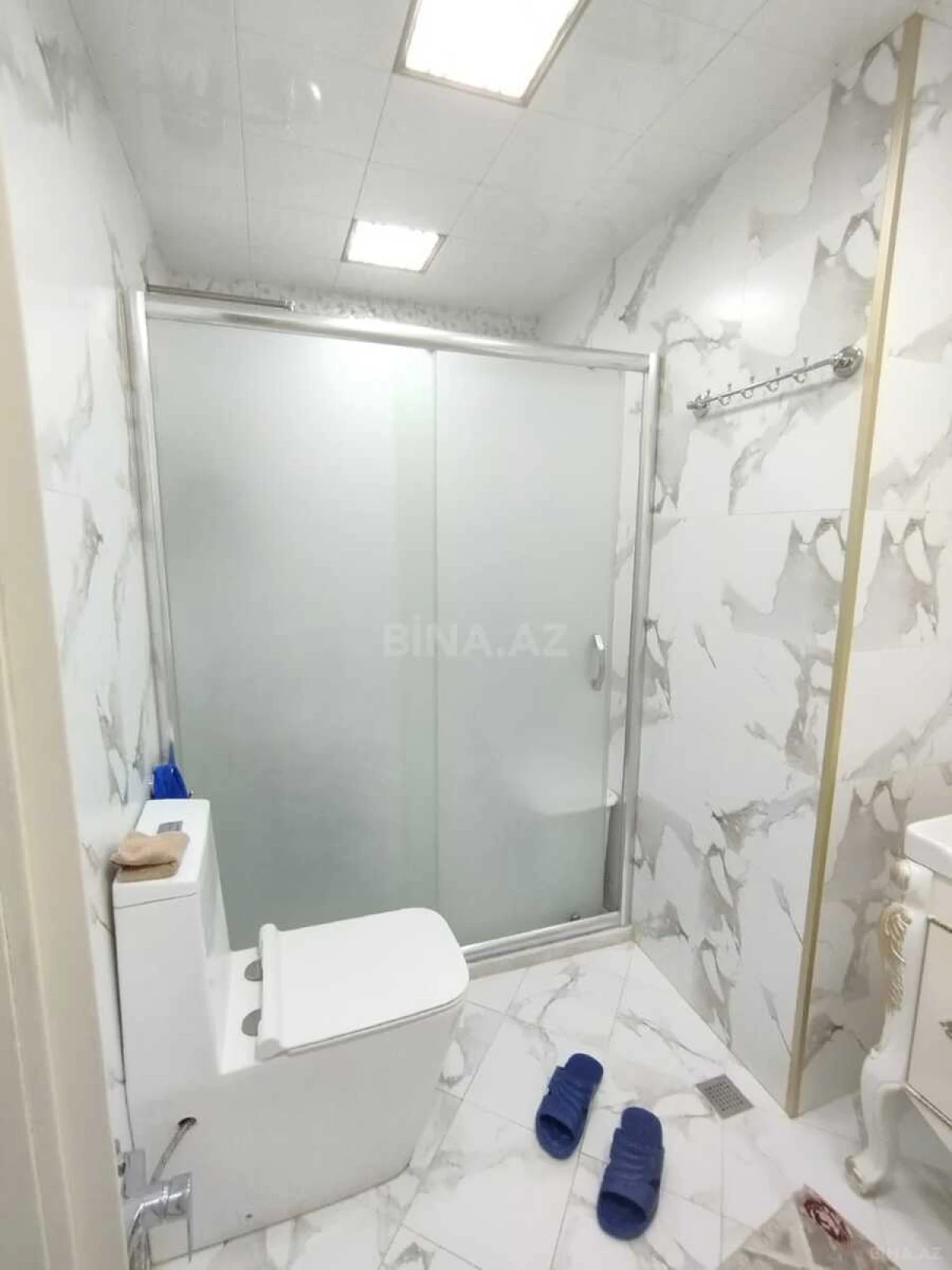 Satılır 3 otaqlı mənzil 130 m²