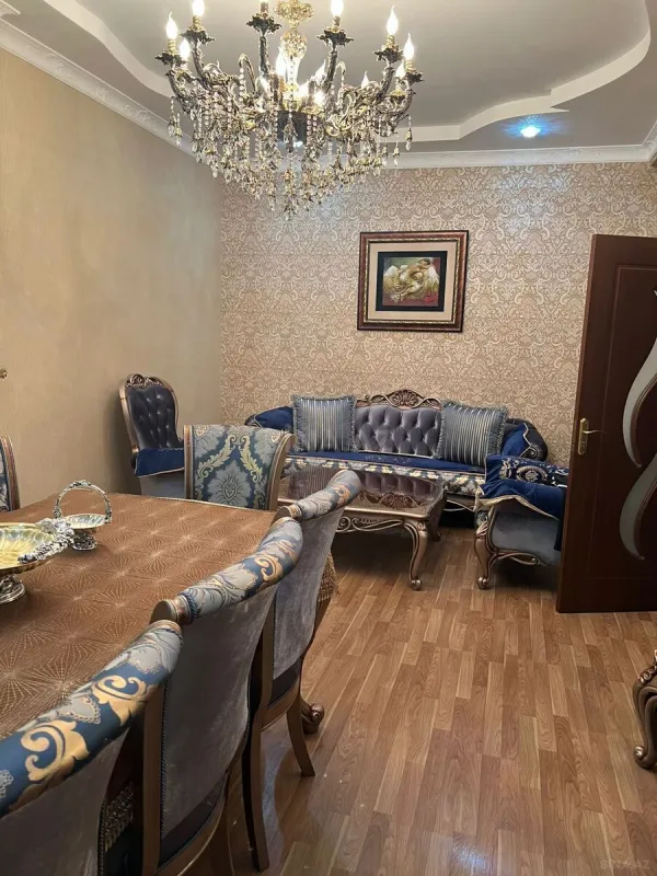 Satılır 4 otaqlı həyət evi 230 m²