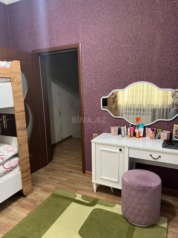 Satılır 4 otaqlı həyət evi 230 m²