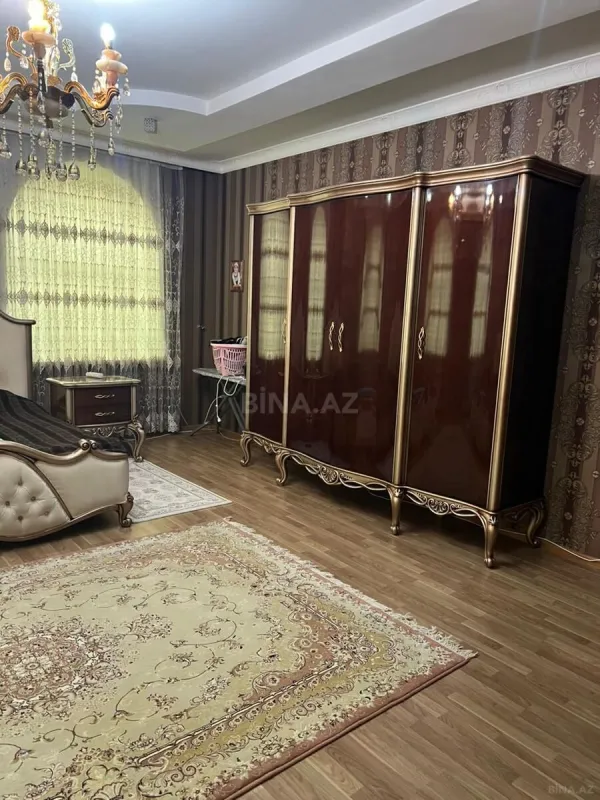 Satılır 4 otaqlı həyət evi 230 m²