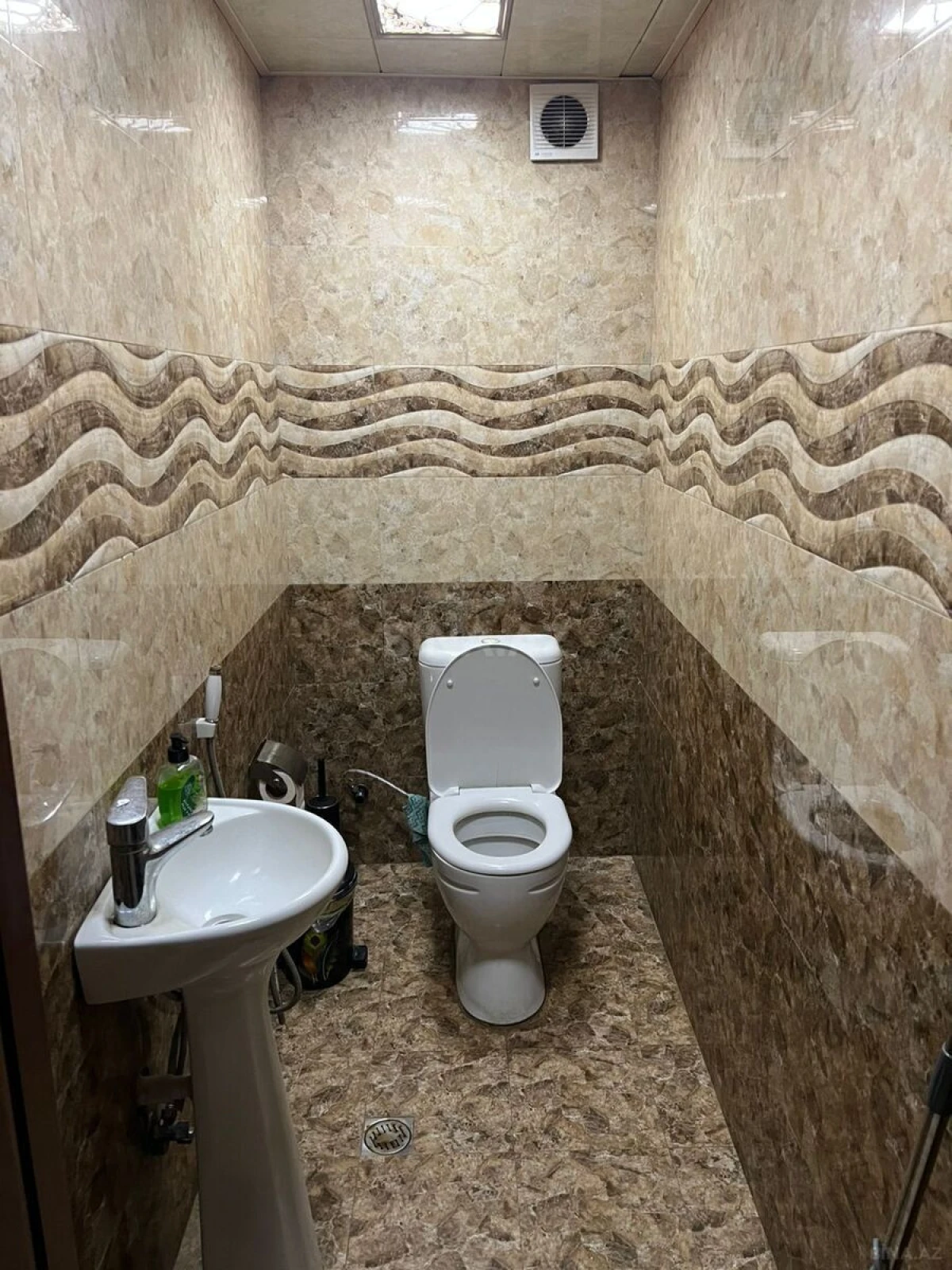 Satılır 4 otaqlı həyət evi 230 m²