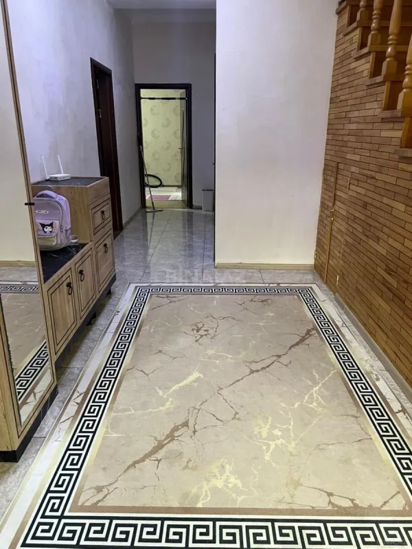 Satılır 4 otaqlı həyət evi 230 m²