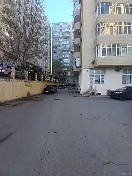Satılır 2 otaqlı mənzil 65 m²