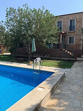 Kirayə verilir 4 otaqlı həyət evi 380 m²