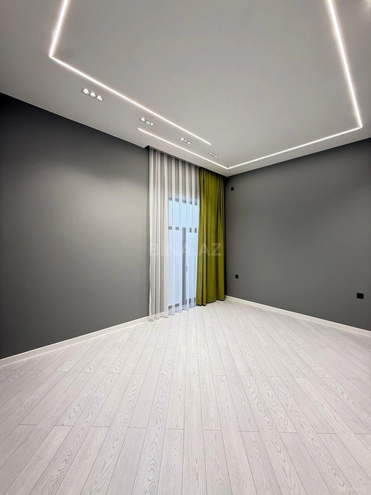 Satılır 4 otaqlı həyət evi 160 m²