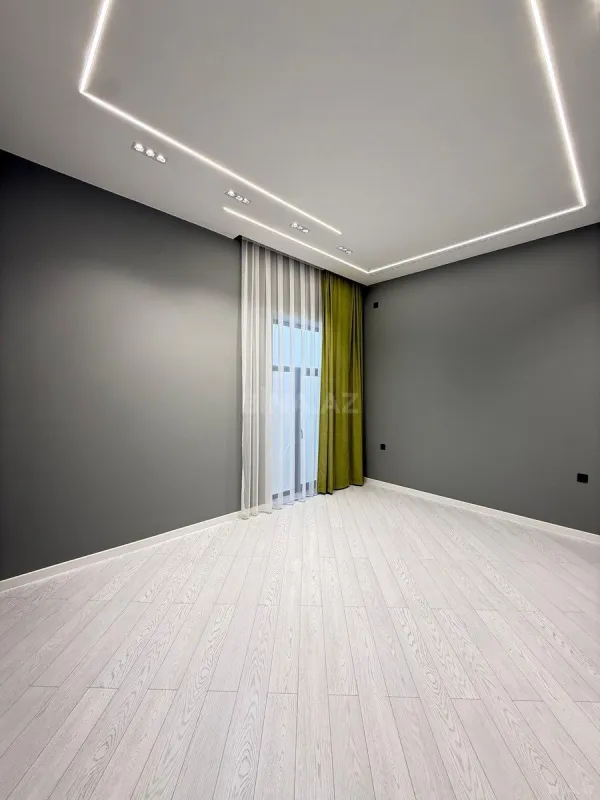 Satılır 4 otaqlı həyət evi 160 m²