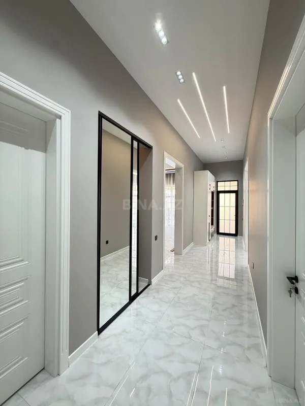 Satılır 4 otaqlı həyət evi 160 m²