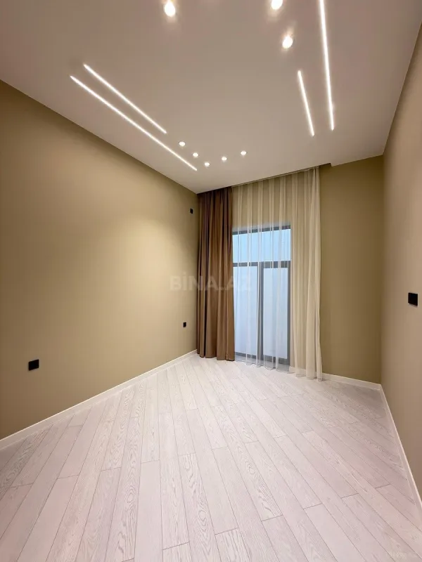 Satılır 4 otaqlı həyət evi 160 m²