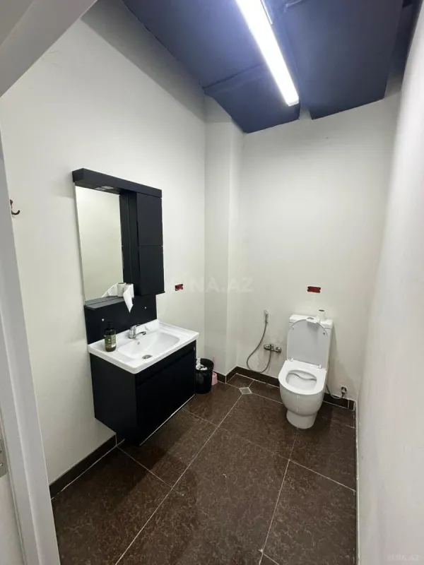 Kirayə verilir 7 otaqlı ofis 350 m²