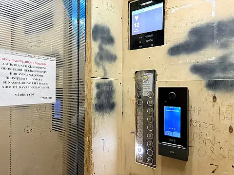 Satılır 2 otaqlı mənzil 118.5 m²