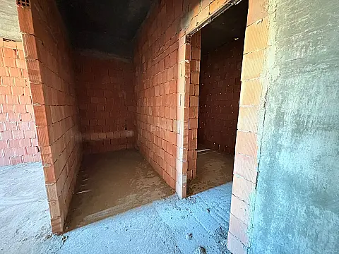 Satılır 2 otaqlı mənzil 118.5 m²