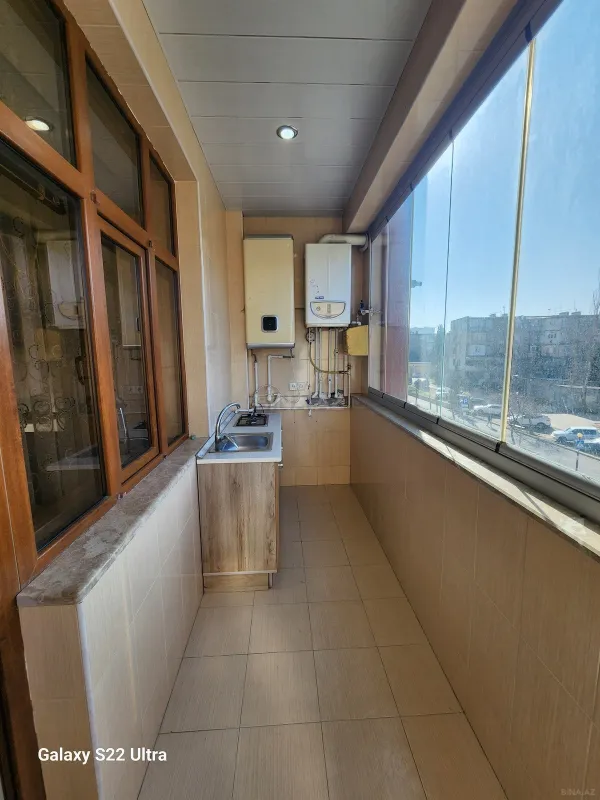 Satılır 3 otaqlı mənzil 141 m²