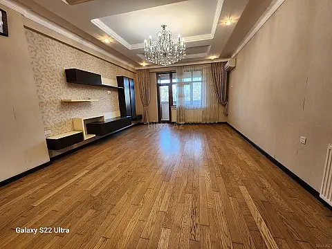 Satılır 3 otaqlı mənzil 141 m² — Bakı, Yeni Suraxanı 3 otaq 141.00 m²