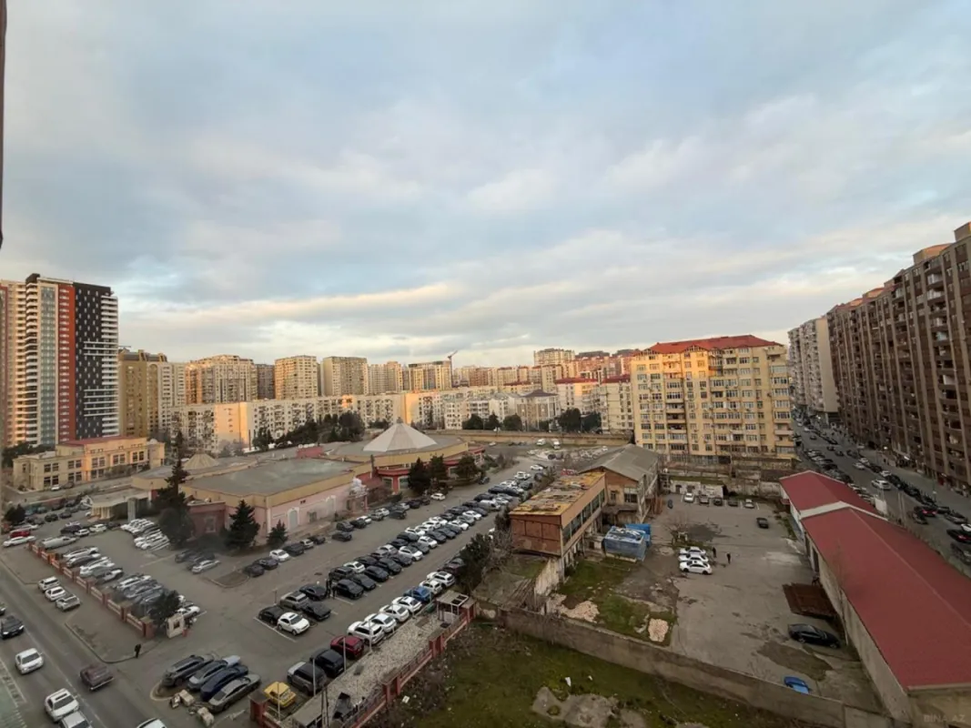 Satılır 3 otaqlı mənzil 101 m²