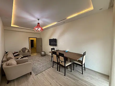 Satılır 3 otaqlı mənzil 101 m²