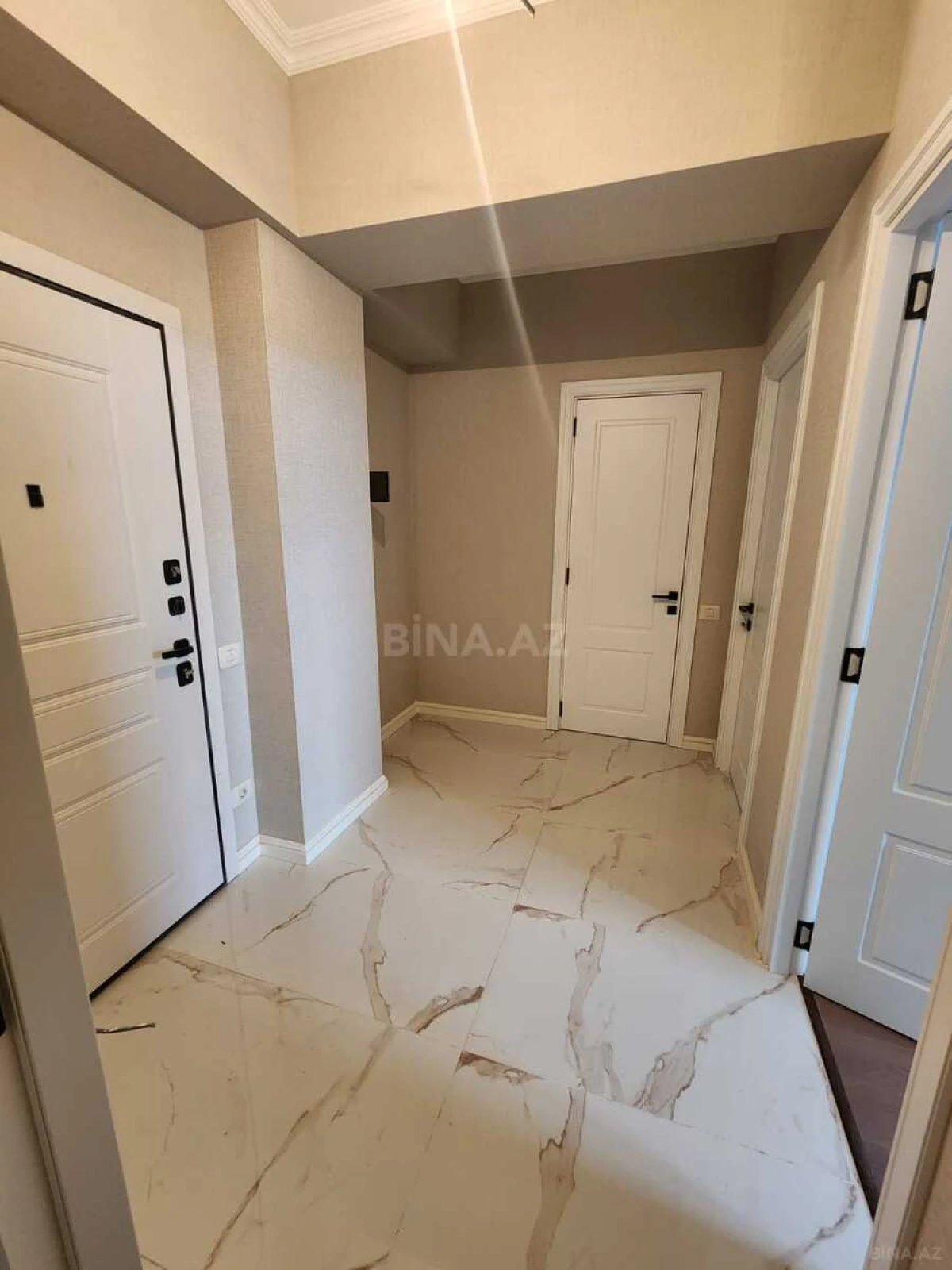 Satılır 3 otaqlı mənzil 72 m²