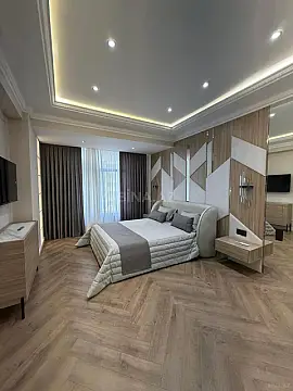 Satılır 4 otaqlı mənzil 167 m²