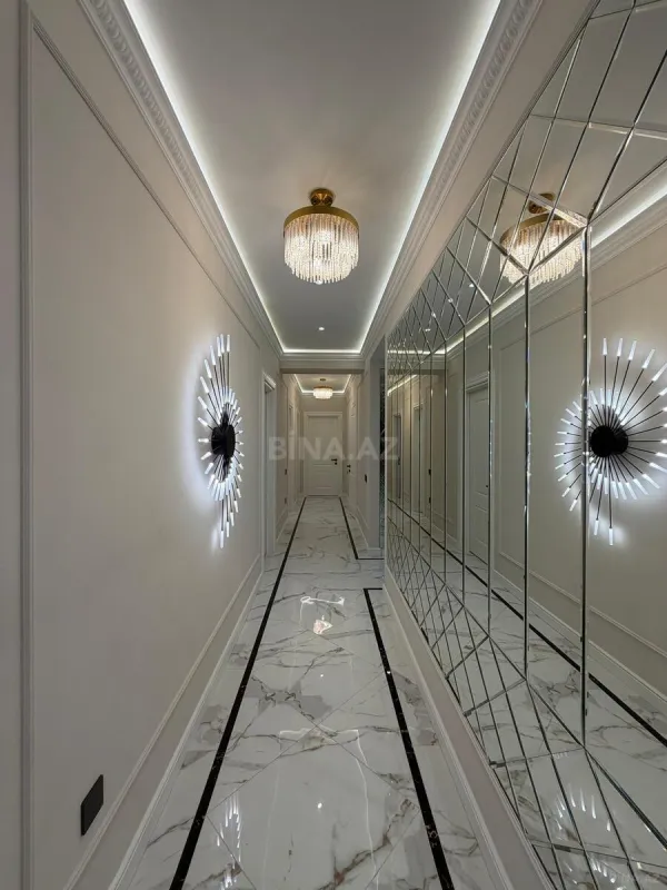 Satılır 4 otaqlı mənzil 167 m²