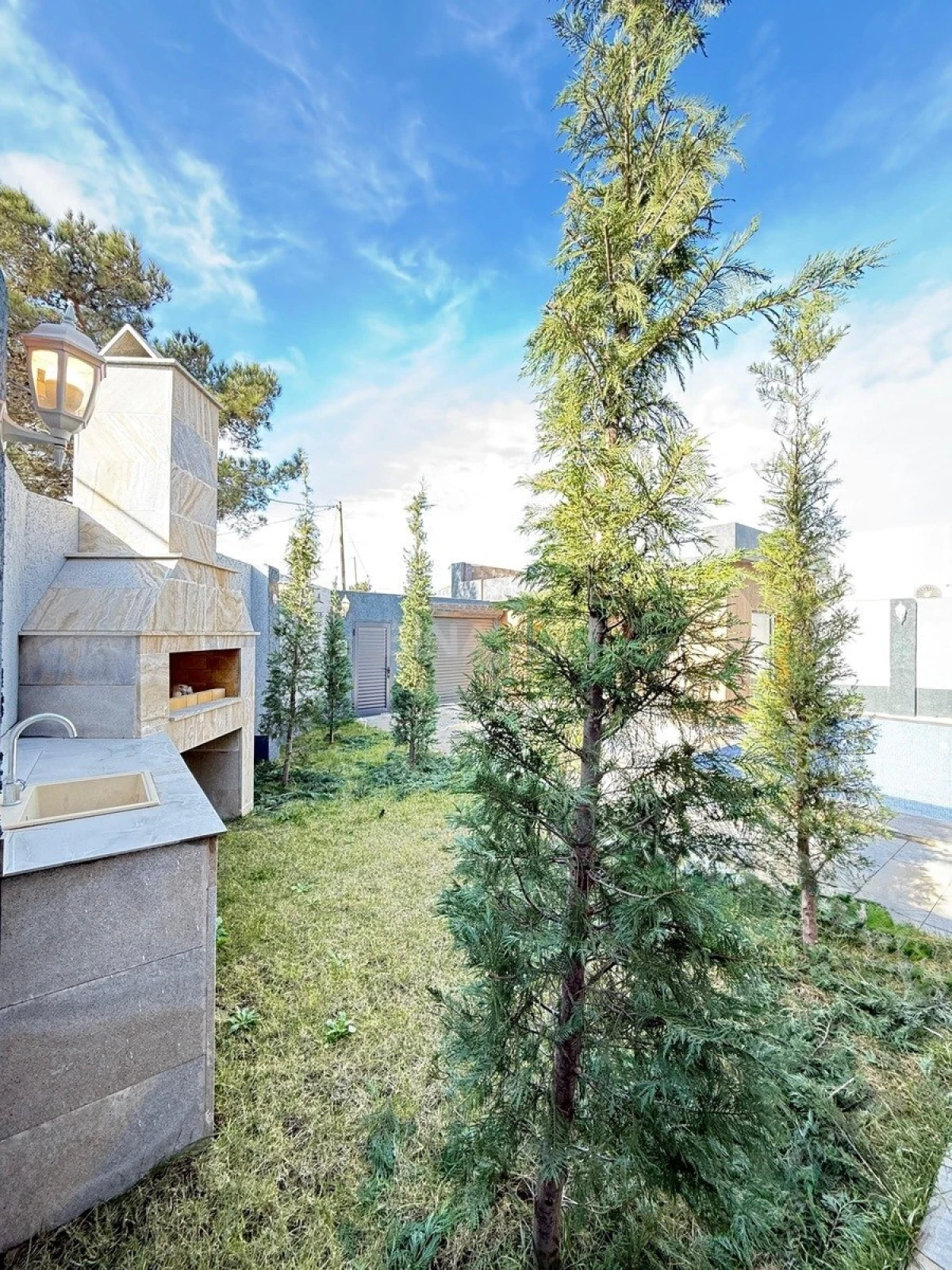 Satılır 4 otaqlı həyət evi 150 m²