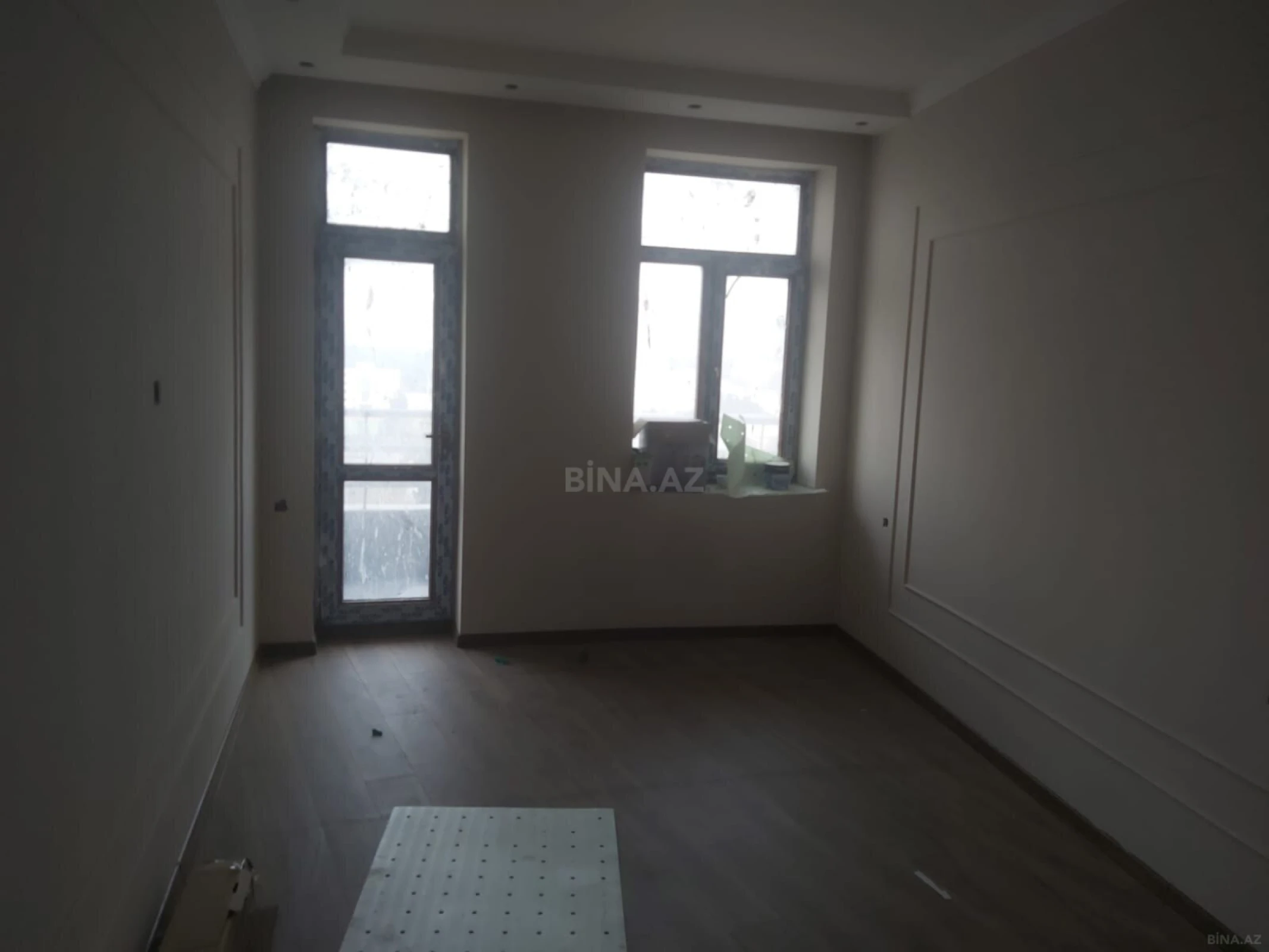 Satılır 3 otaqlı mənzil 96 m²