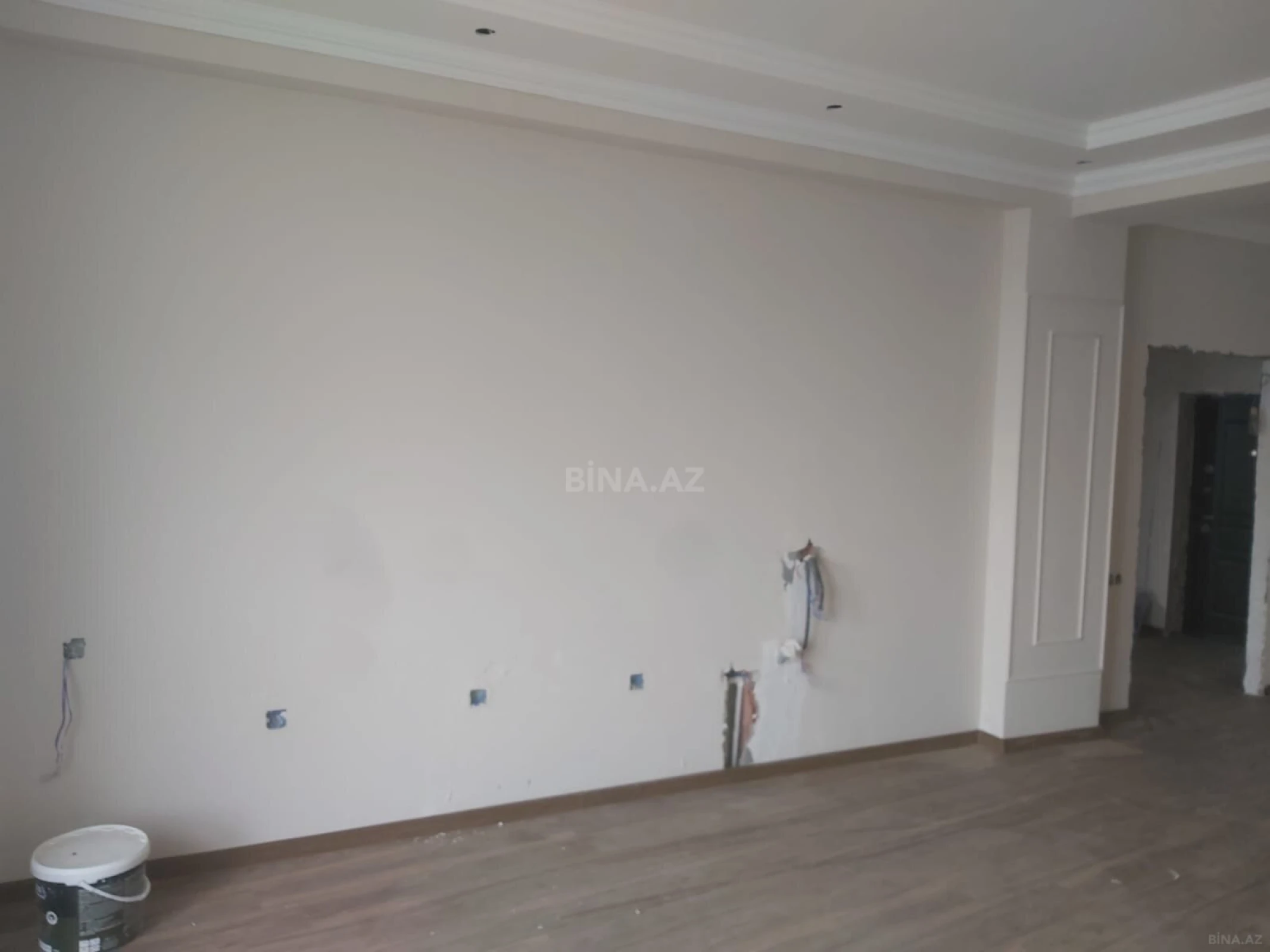 Satılır 3 otaqlı mənzil 96 m²