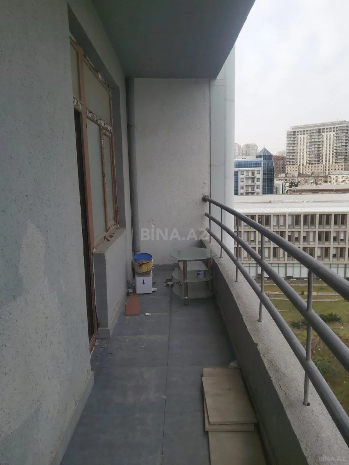Satılır 3 otaqlı mənzil 96 m²