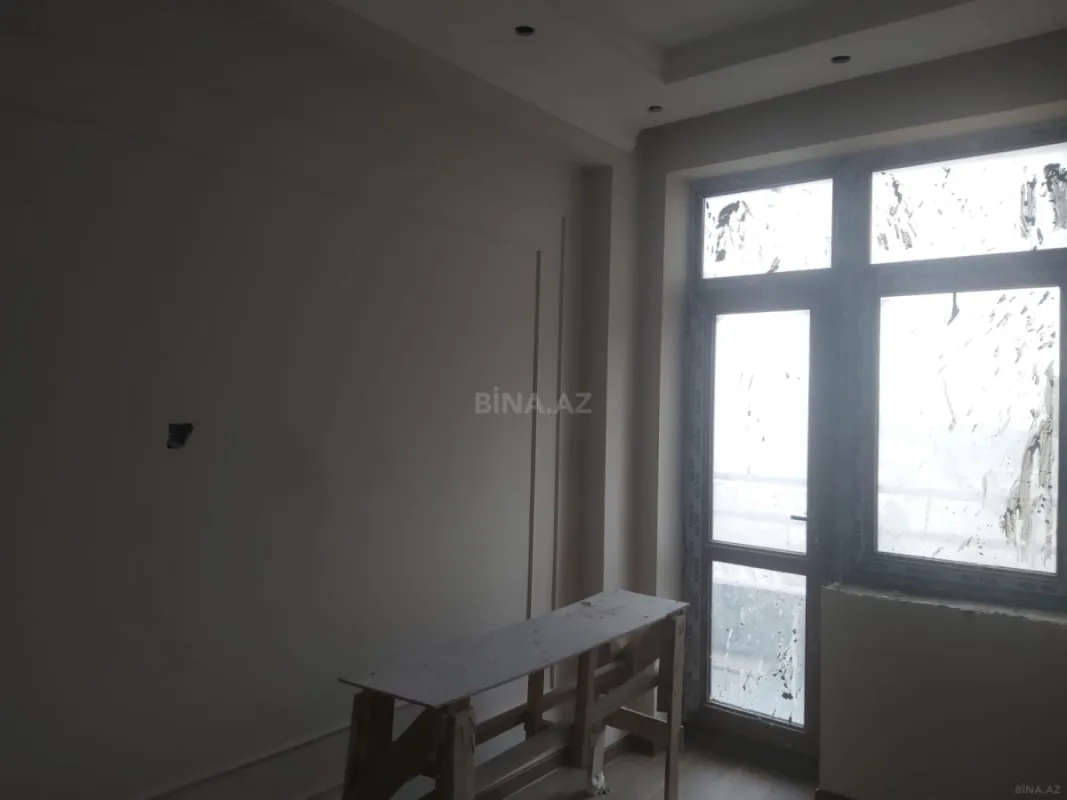 Satılır 3 otaqlı mənzil 96 m²