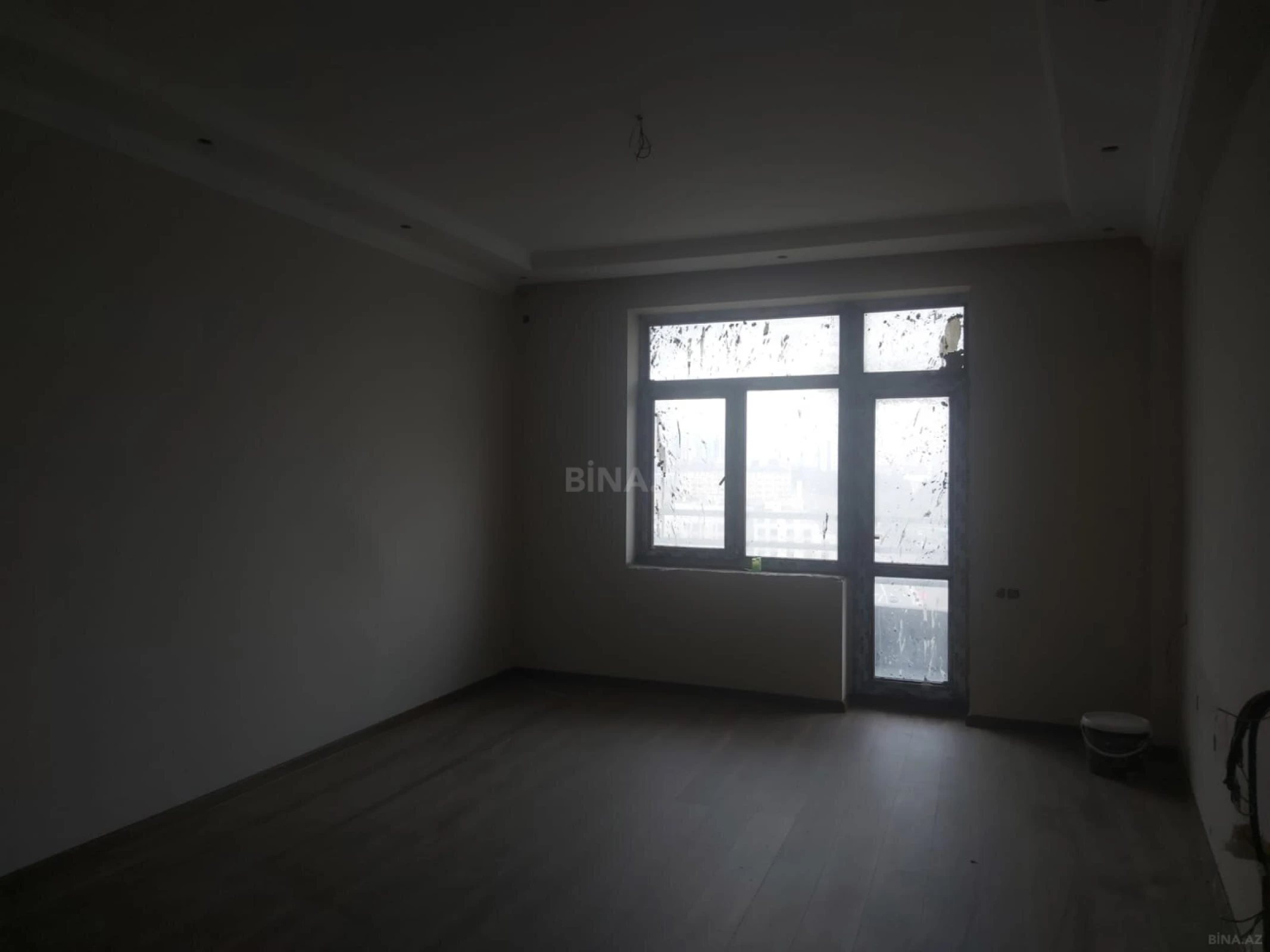 Satılır 3 otaqlı mənzil 96 m²