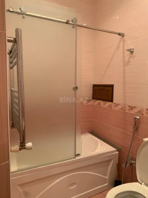 Kirayə verilir 2 otaqlı mənzil 100 m²