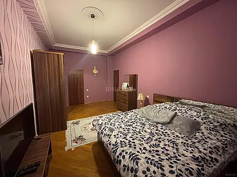 Kirayə verilir 2 otaqlı mənzil 100 m²