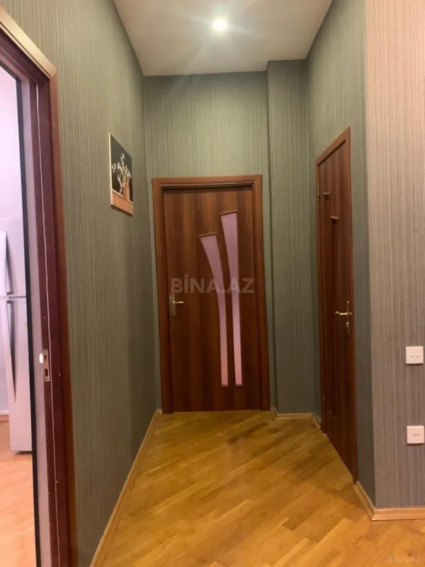 Kirayə verilir 2 otaqlı mənzil 100 m²