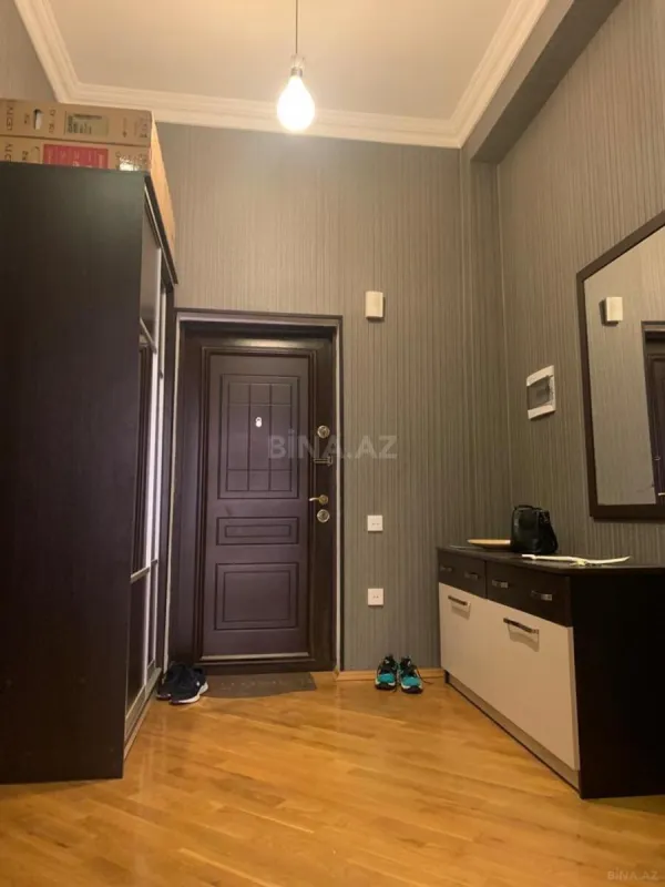 Kirayə verilir 2 otaqlı mənzil 100 m²