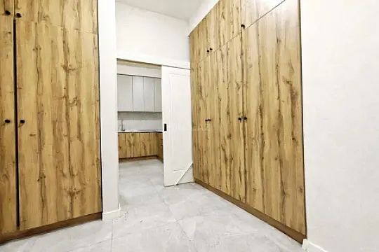 Satılır 2 otaqlı mənzil 70 m²