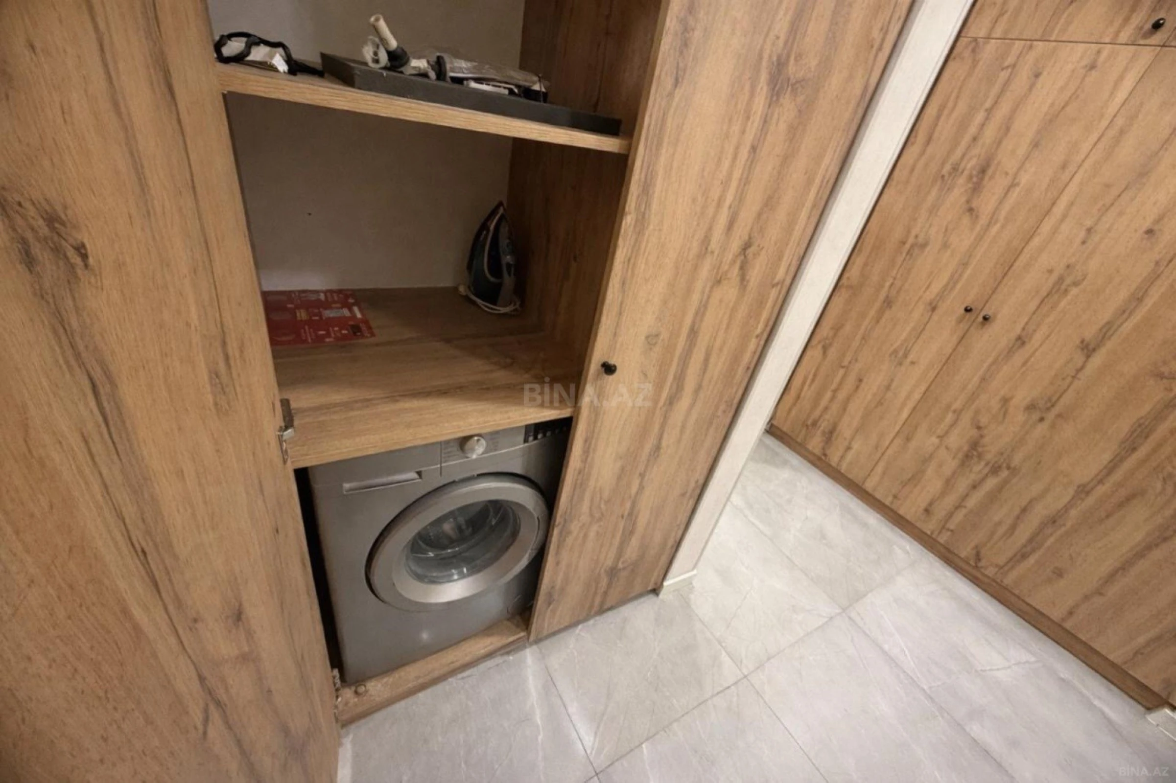 Satılır 2 otaqlı mənzil 70 m²