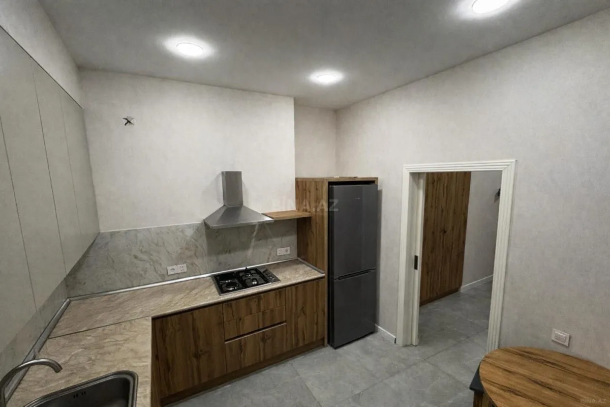 Satılır 2 otaqlı mənzil 70 m²