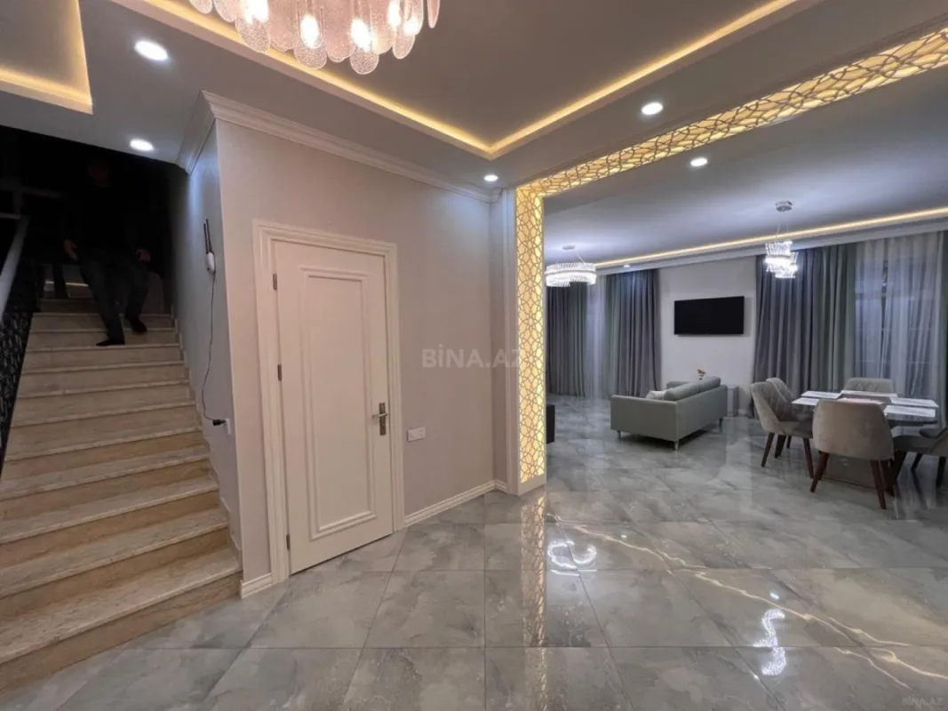 Kirayə verilir 5 otaqlı həyət evi 340 m²