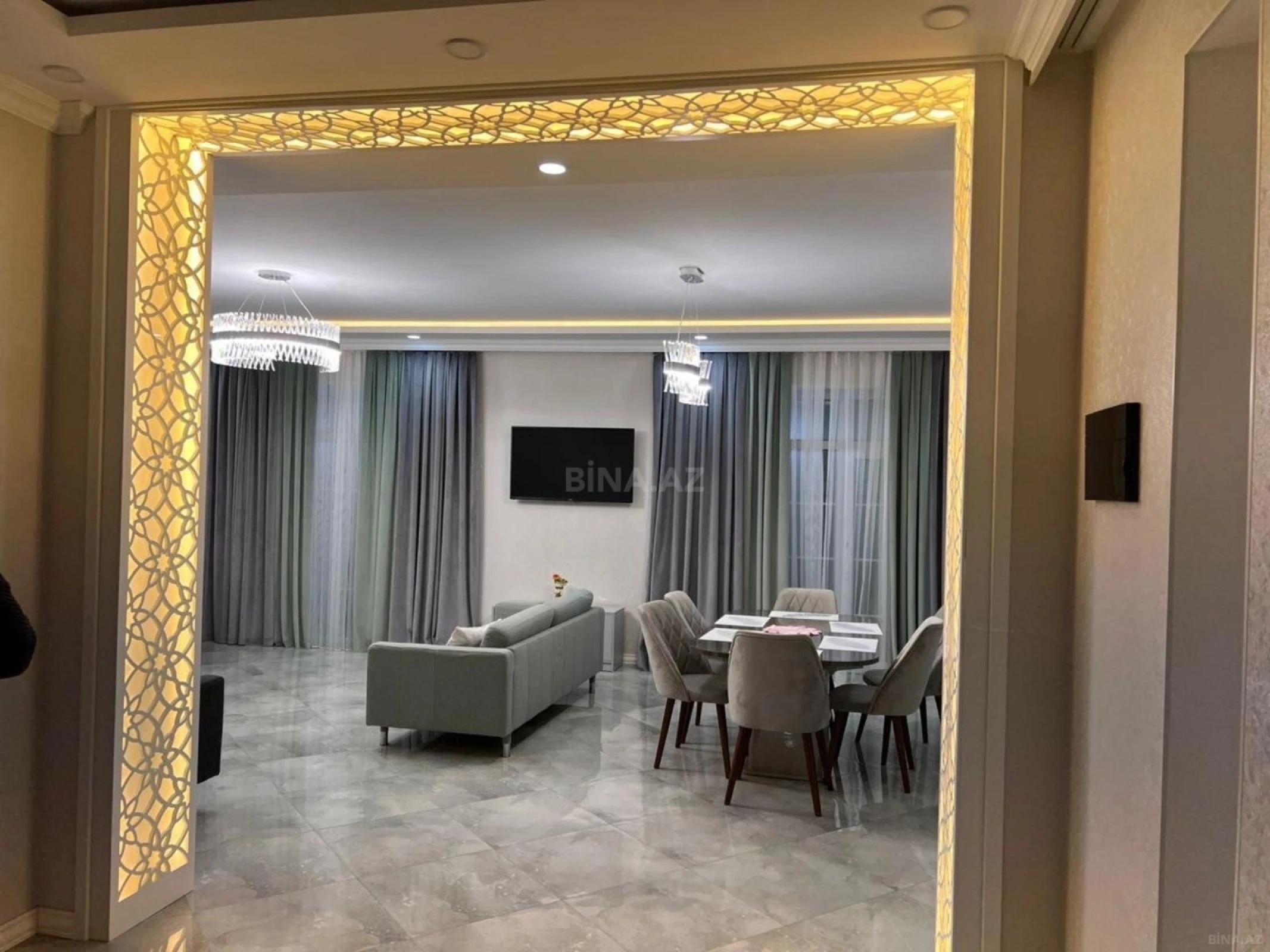 Kirayə verilir 5 otaqlı həyət evi 340 m²