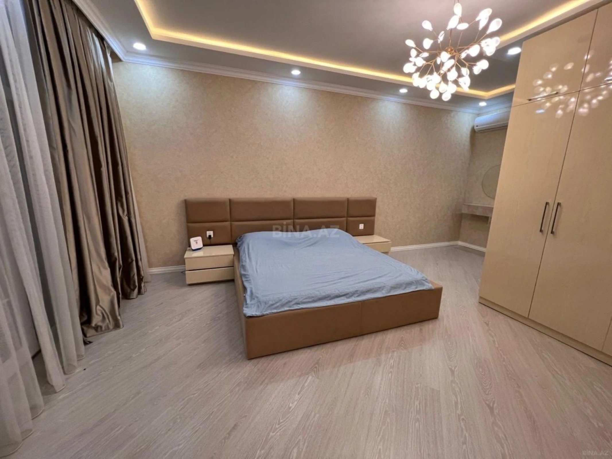 Kirayə verilir 5 otaqlı həyət evi 340 m²