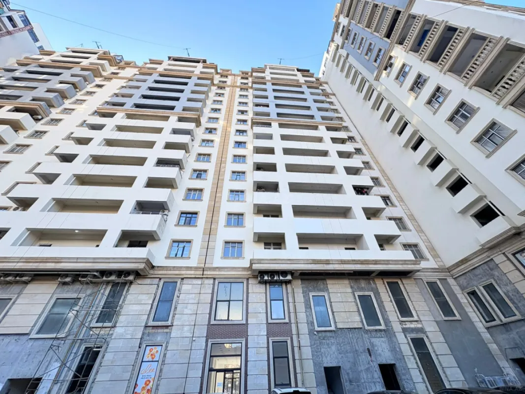 Satılır 2 otaqlı mənzil 74.5 m²