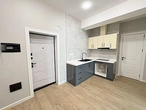 Satılır 2 otaqlı mənzil 74.5 m²