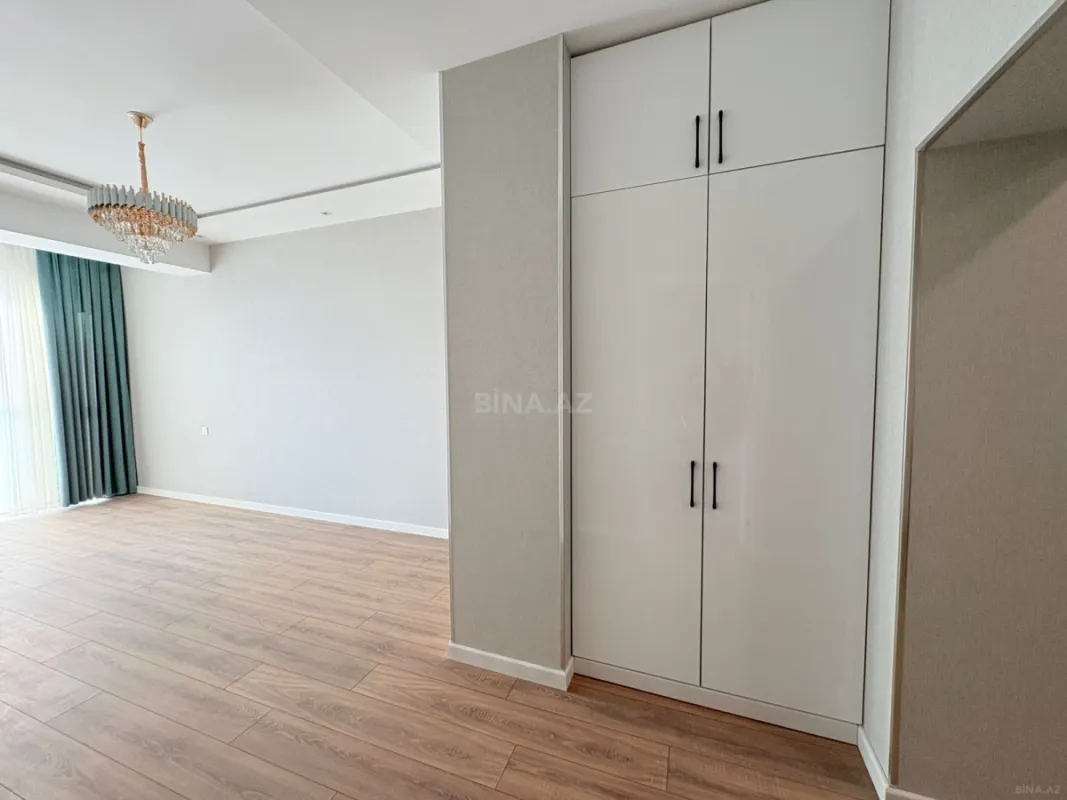 Satılır 2 otaqlı mənzil 74.5 m²