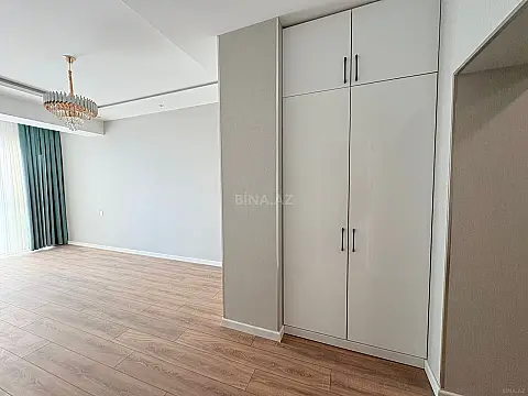 Satılır 2 otaqlı mənzil 74.5 m²