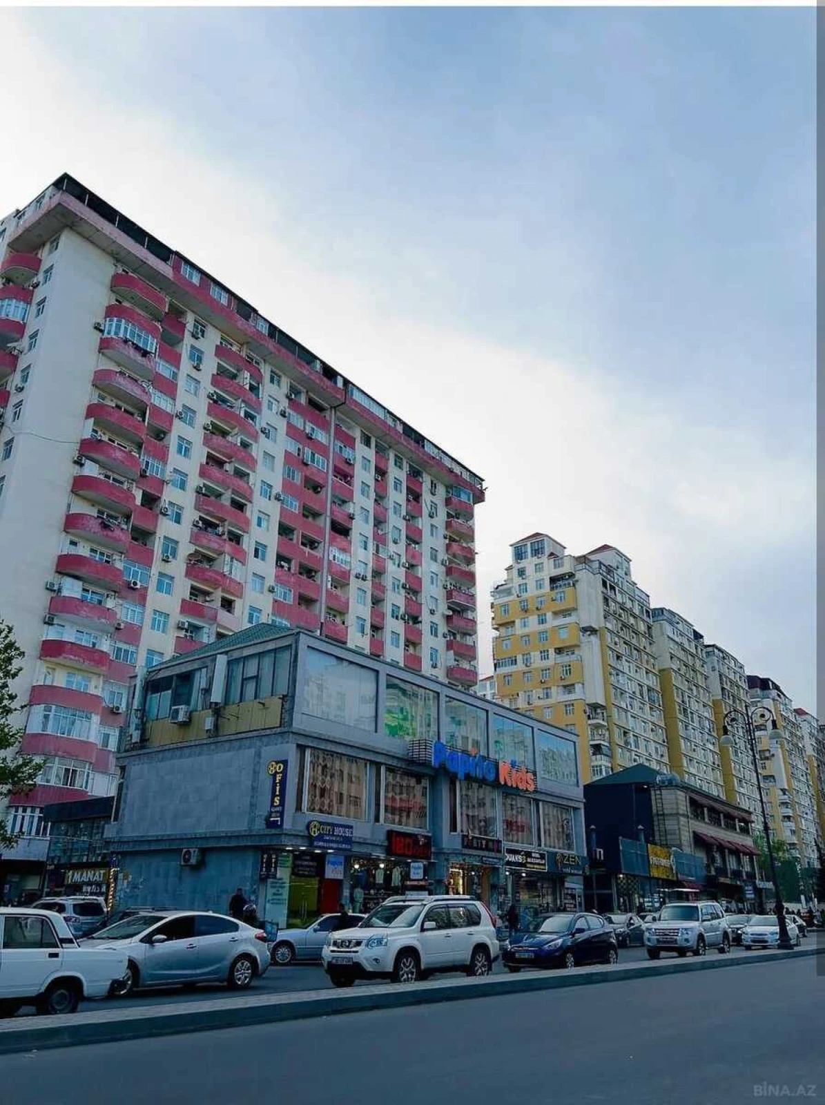 Satılır 2 otaqlı mənzil 110 m²