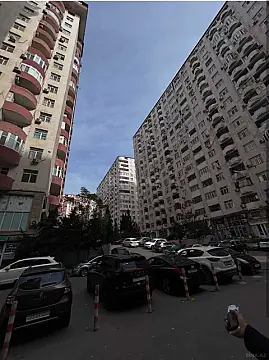 Satılır 2 otaqlı mənzil 110 m²