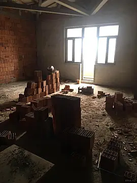 Satılır 2 otaqlı mənzil 110 m²