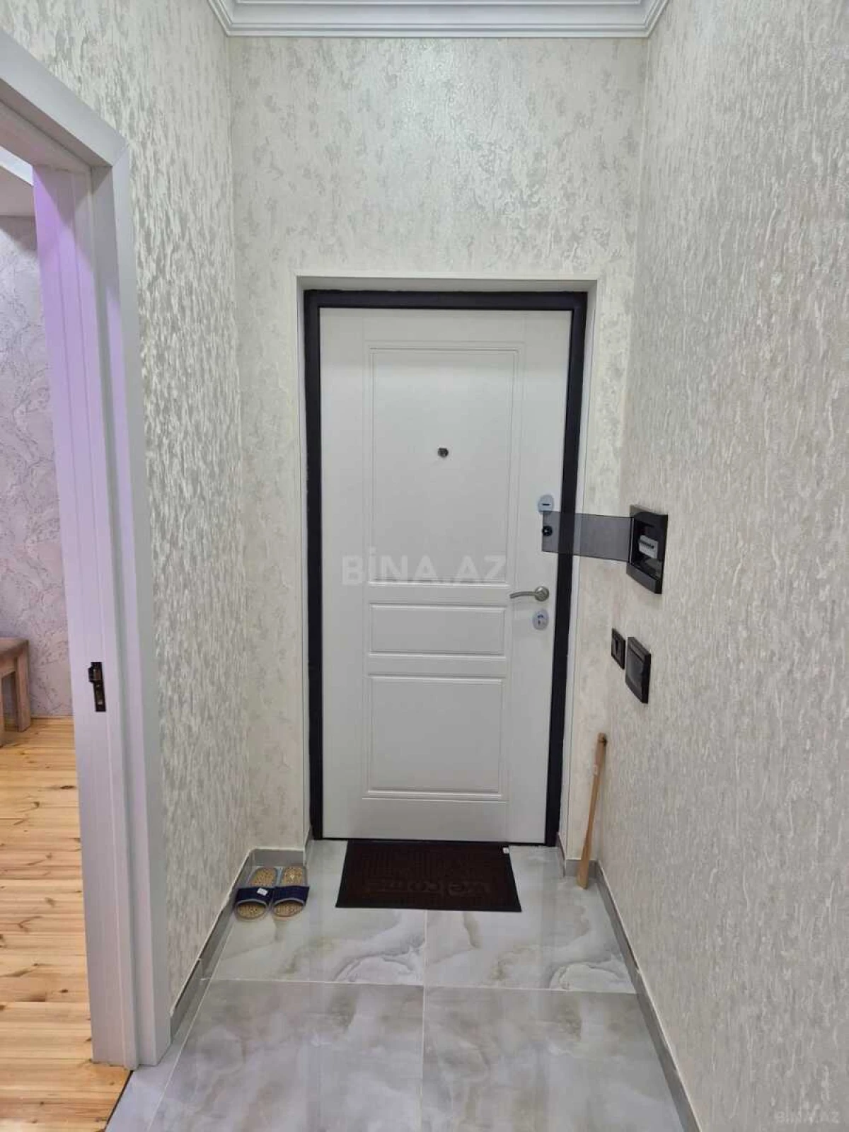 Satılır 2 otaqlı mənzil 60.5 m²
